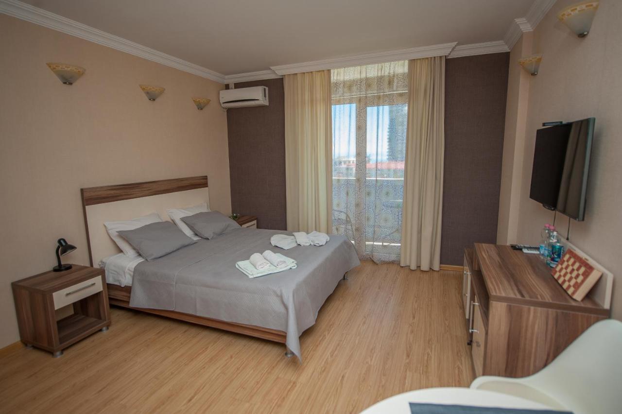Mix Apartments - Orbi Residence Batoemi Buitenkant foto
